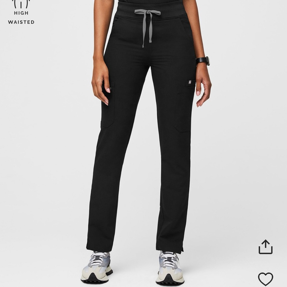 High waisted Yola skinny Figs women’s skinny black scrub pants in XXS